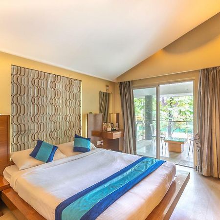 Mint Koregaon Park Next To Osho Ashram Пюн Екстериор снимка